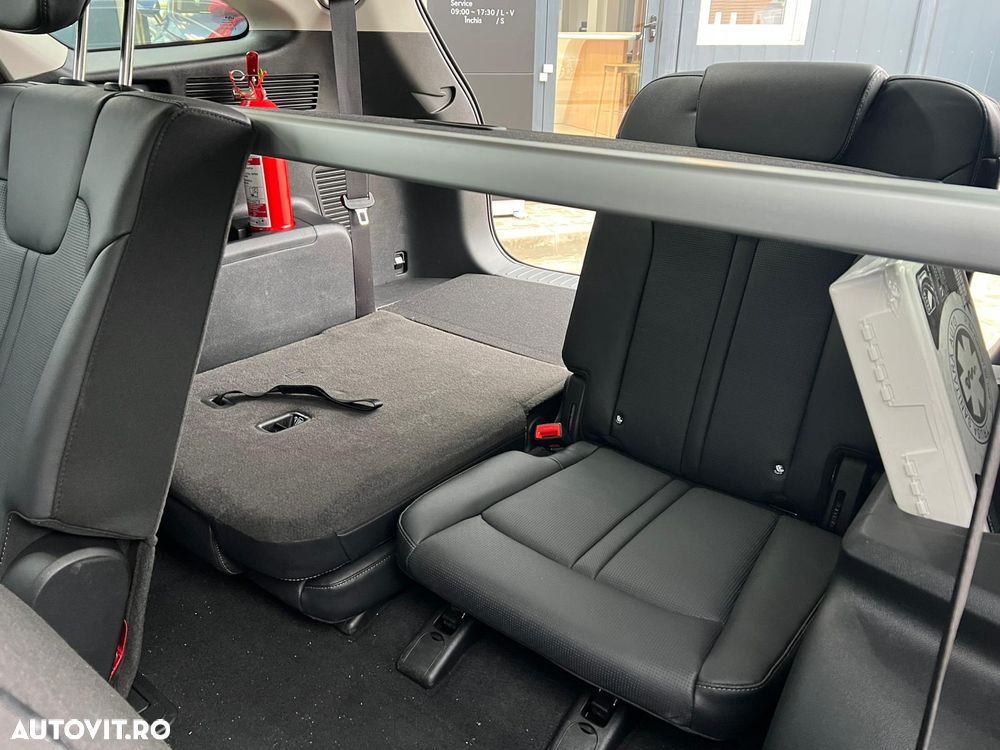 Kia Sorento 1.6 T-GDI HEV 6AT 4x4 5P Premium+ - 11