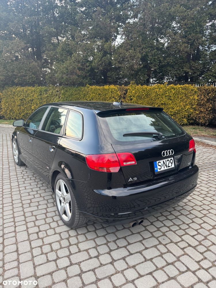 Audi A3 Sportback - 2