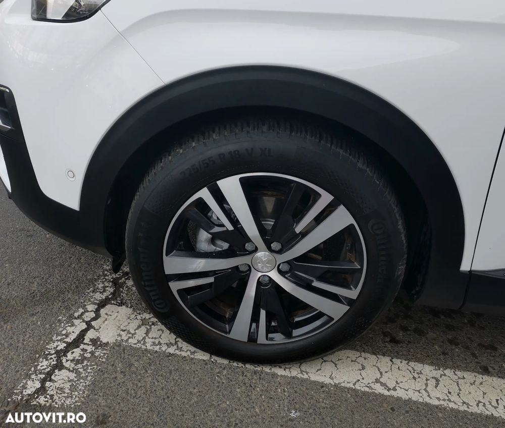 Peugeot 3008 1.5 BlueHDI S&S EAT8 Allure - 16