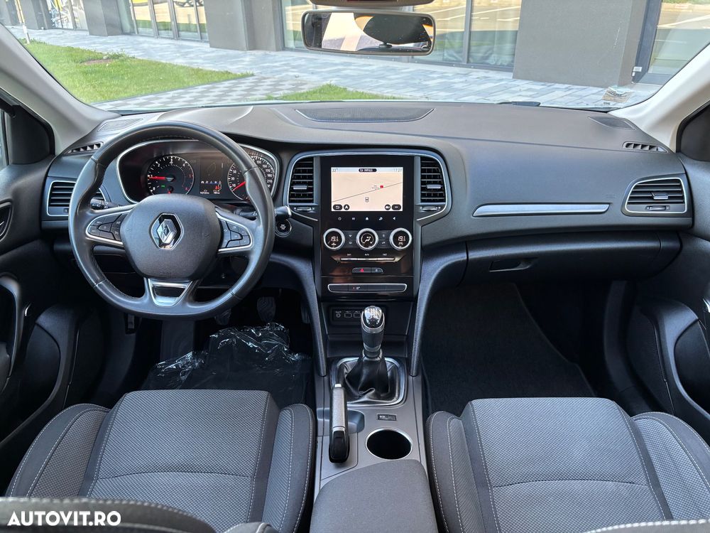 Renault Megane BLUE dCi 115 INTENS - 13