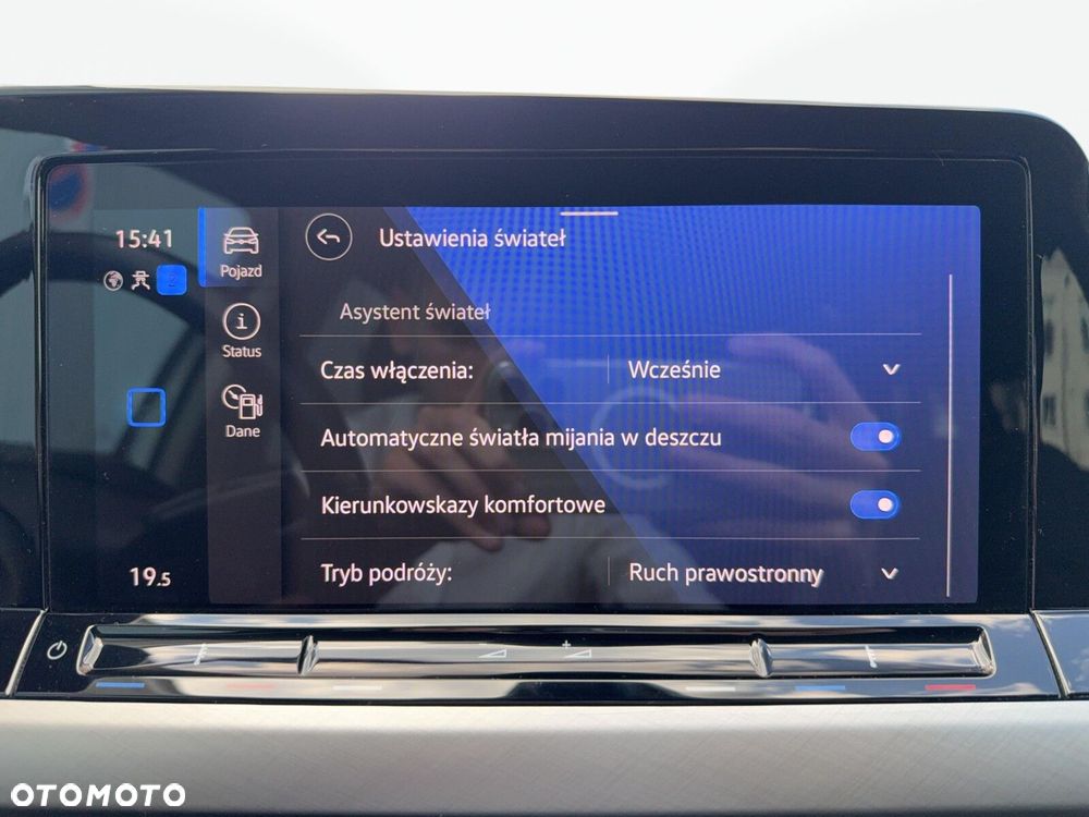 Volkswagen Golf 1.0 eTSI Life DSG - 25