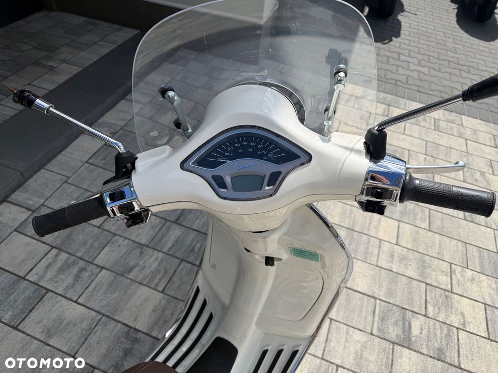 Piaggio Vespa - 11