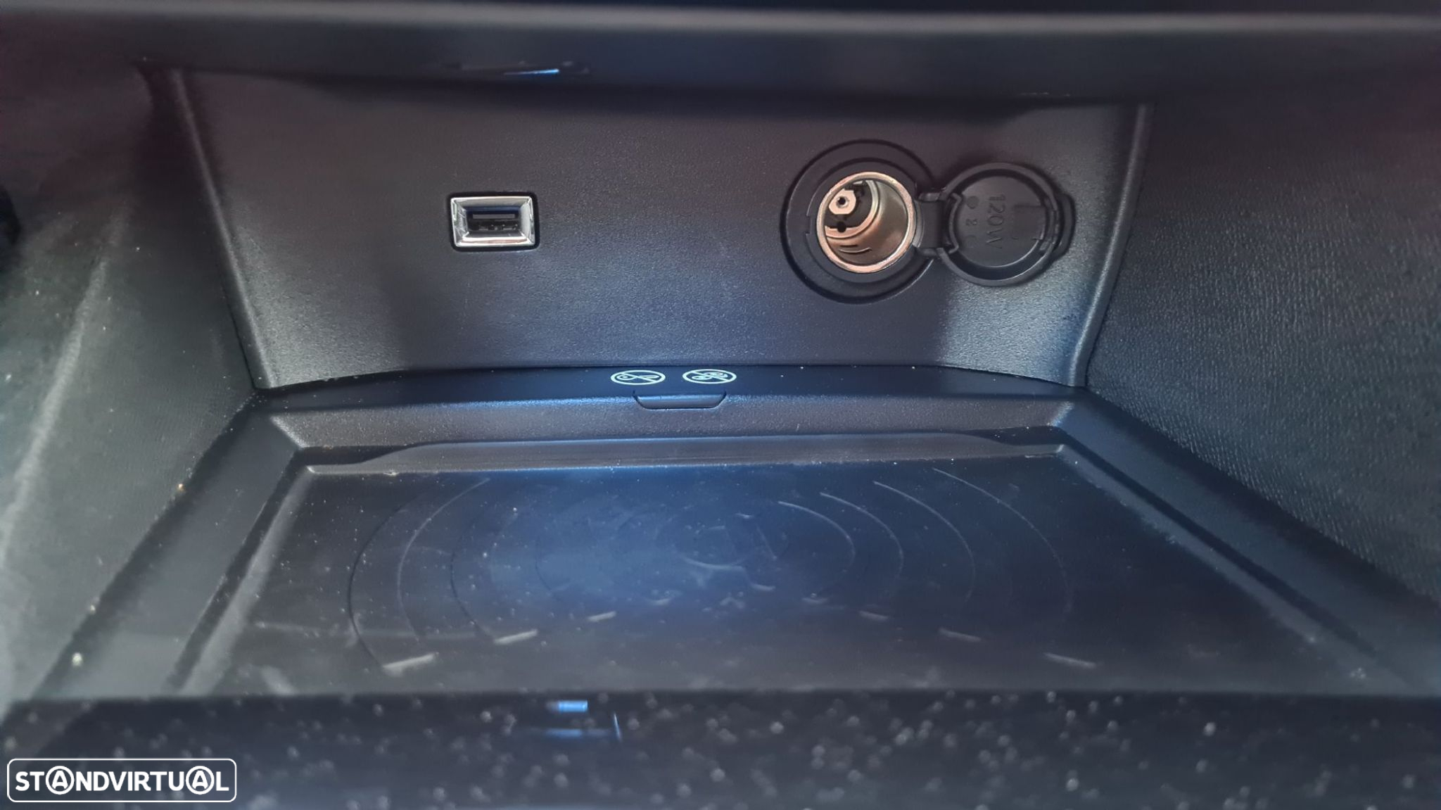 Peugeot 5008 1.6 BlueHDi Allure EAT6 - 29