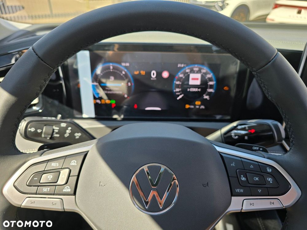 Volkswagen Tiguan 2.0 TDI Elegance DSG - 18