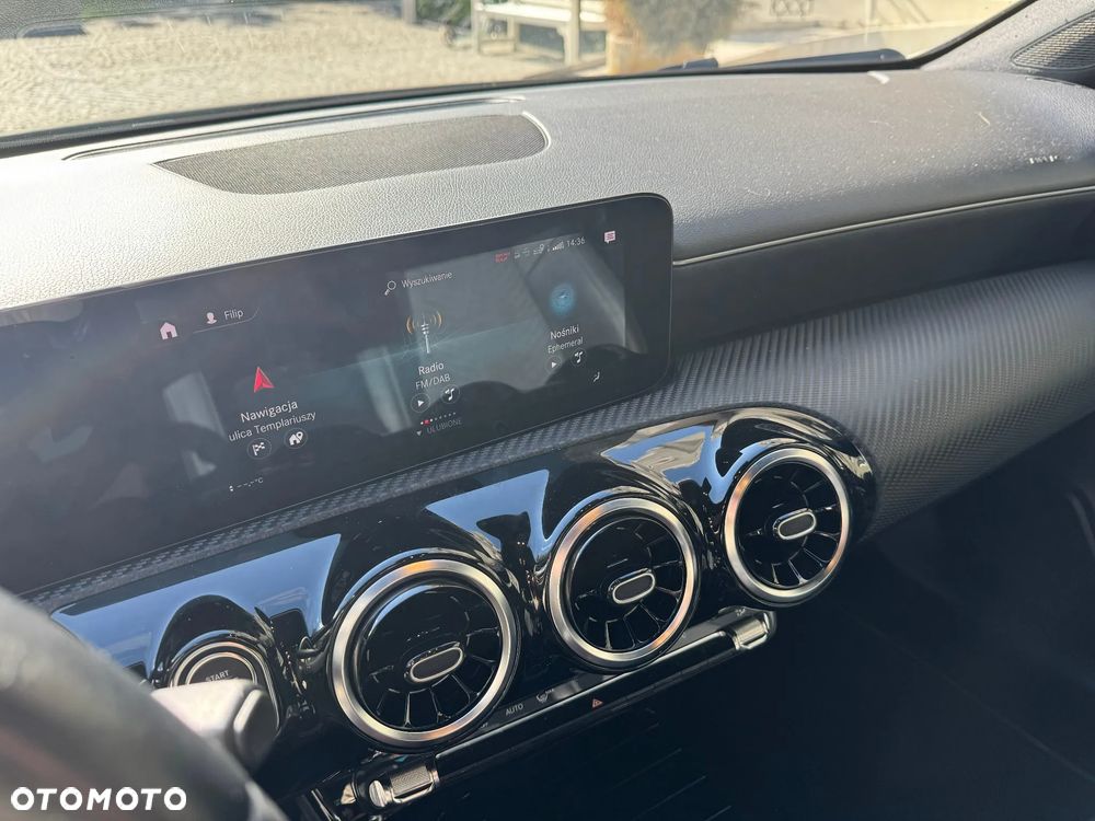 Mercedes-Benz Klasa A 180 Style 7G-DCT - 16