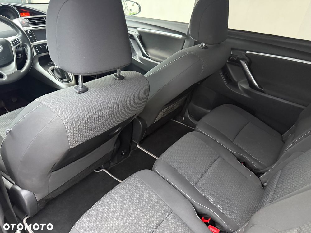 Toyota Verso 2.0 D-4D 5-Sitzer Life - 19