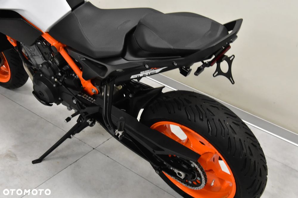 KTM Duke - 19