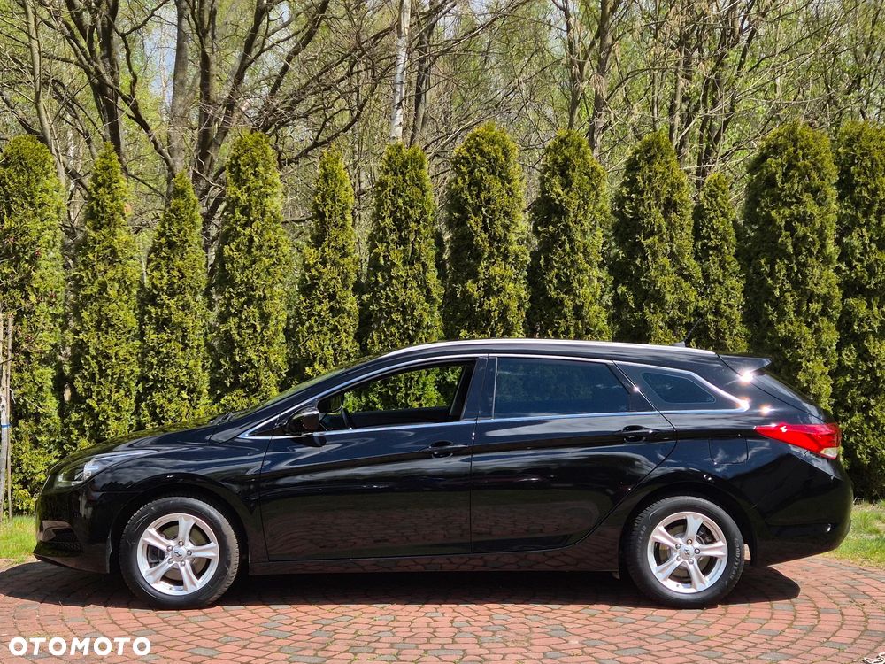 Hyundai i40 Kombi blue 1.7 CRDi Trend - 18