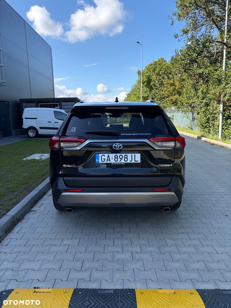 Toyota RAV4 - 3