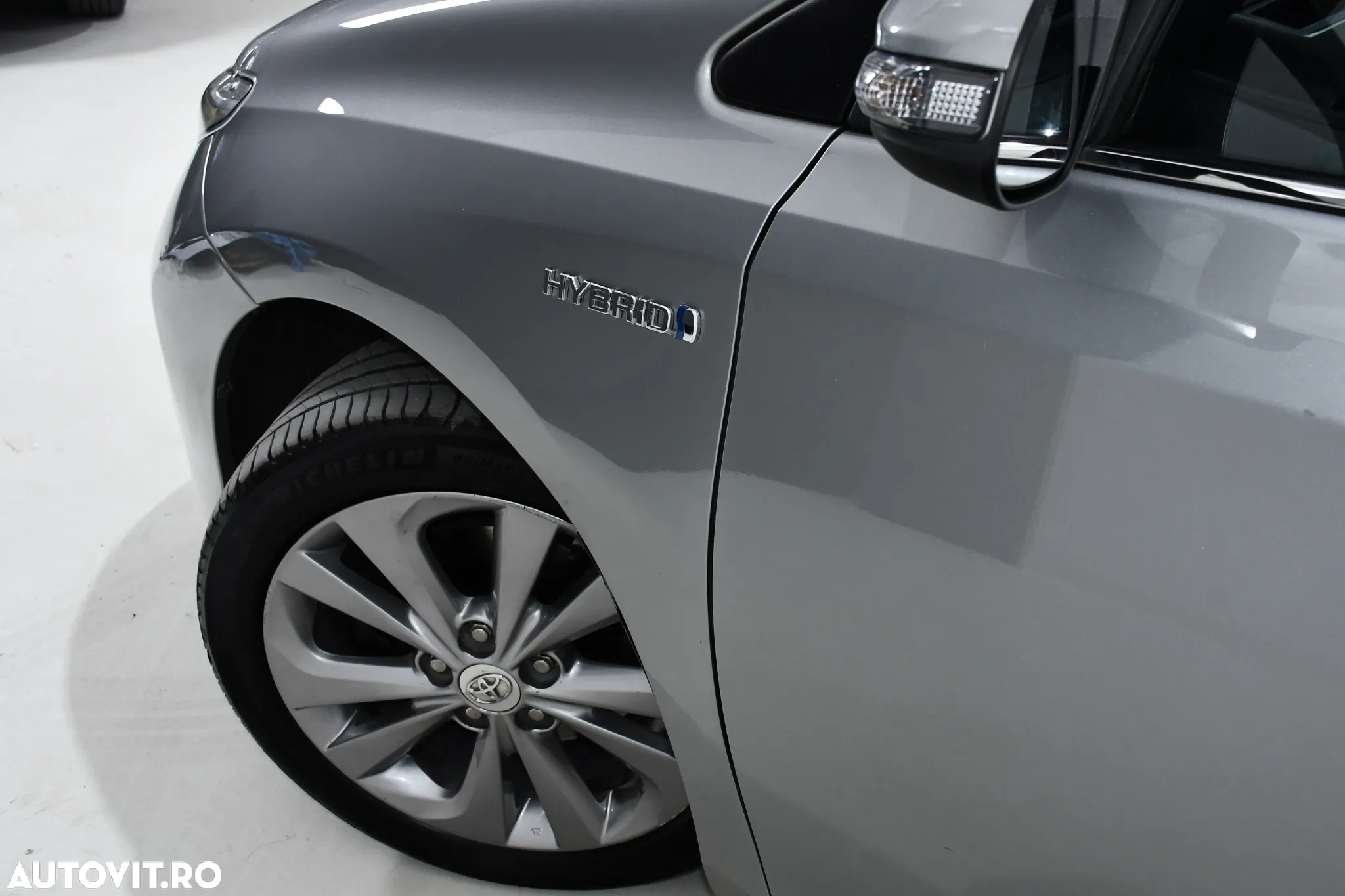 Toyota Auris 1.8 VVT-i Hybrid Automatik Comfort - 19