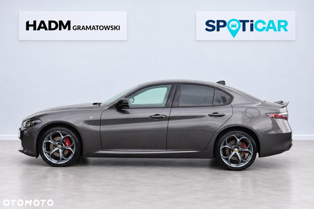 Alfa Romeo Giulia 2023 photo 5