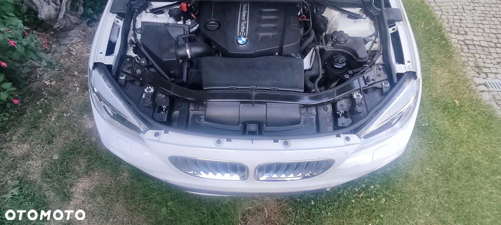 BMW X1 xDrive20d - 14