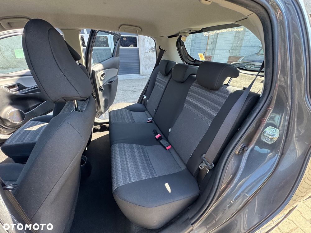 Toyota Yaris - 15