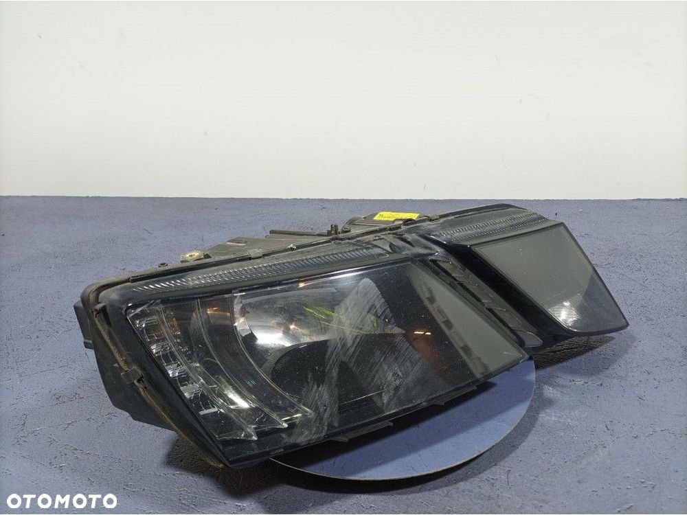 SKODA OCTAVIA III LIFT REFLEKTOR LAMPA PRZÓD PRAWY EU 5E1941016C - 2