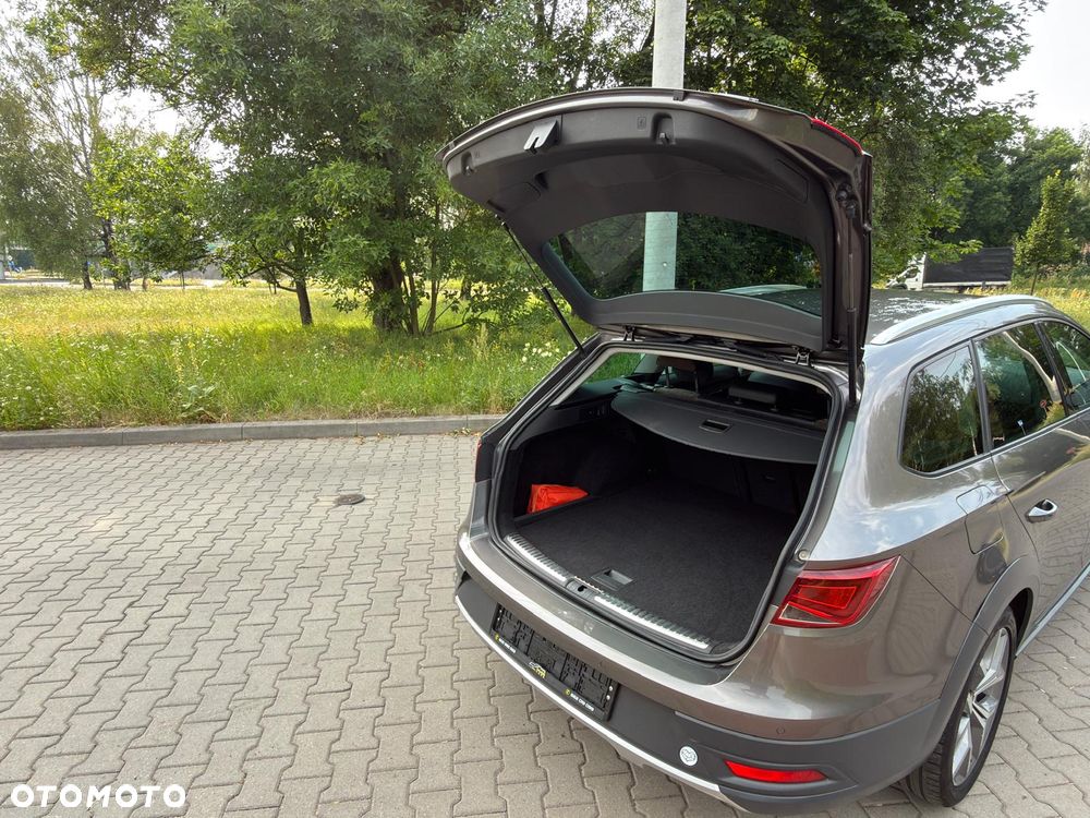 Seat Leon Sportstourer 2.0 TDI Start&Stop 4Drive X-Perience - 23