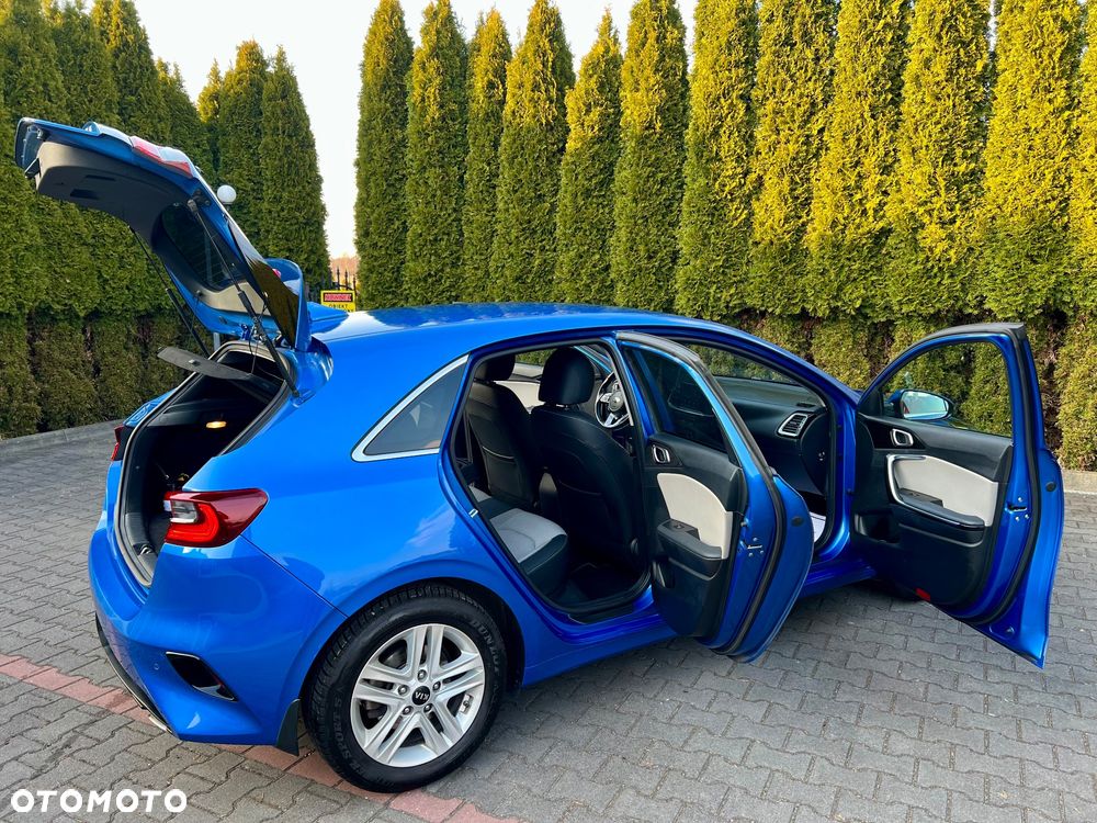 Kia Ceed 1.6 CRDi mHEV L - 17