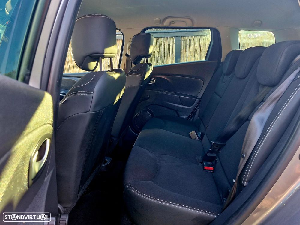 Renault Clio 1.5 dCi Dynamique S — fotografia 13
