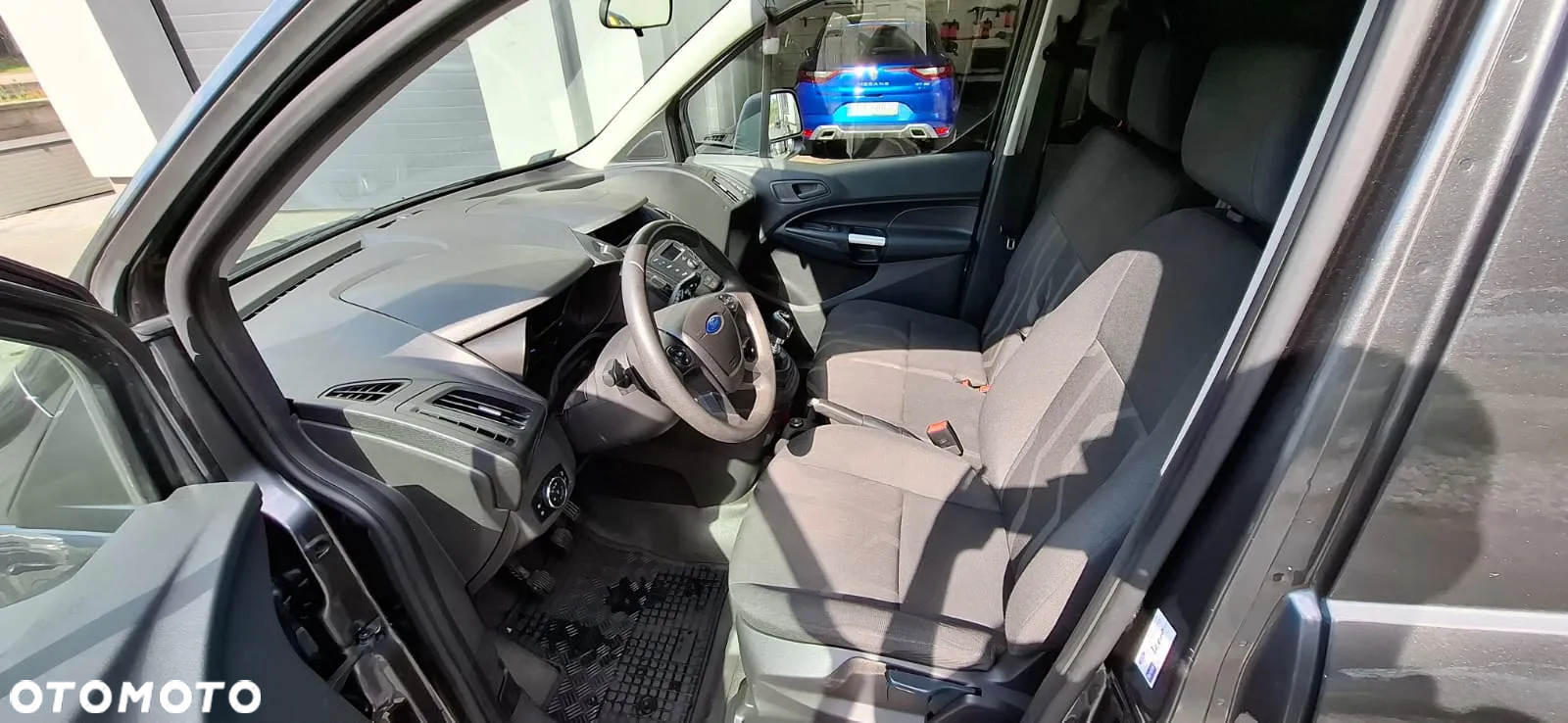 Ford CONNECT - 10