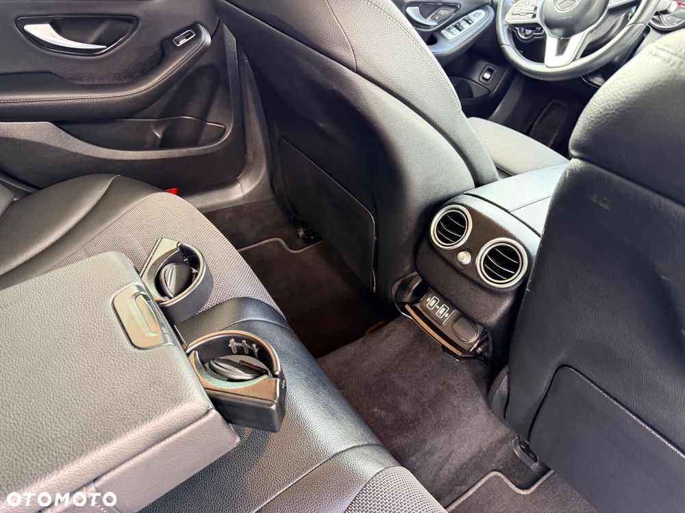 Mercedes-Benz Klasa C 220 d 4Matic 9G-TRONIC Avantgarde - 14