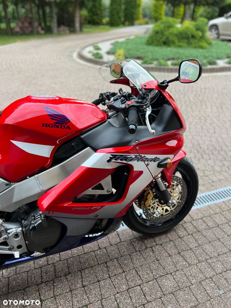 Honda CBR - 31