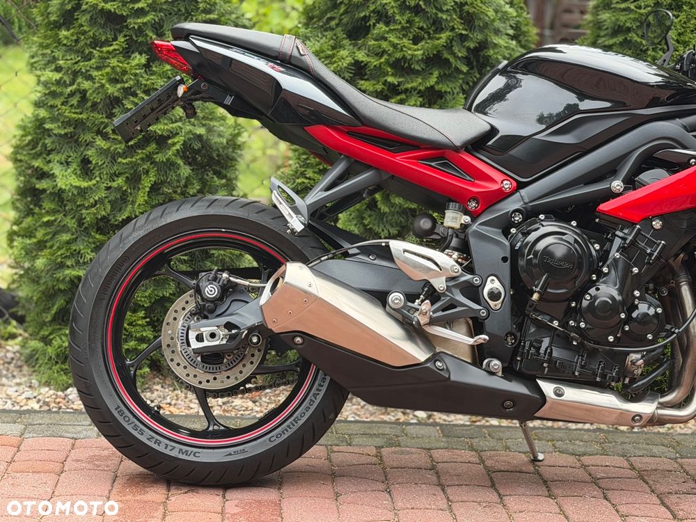 Triumph Street Triple - 10