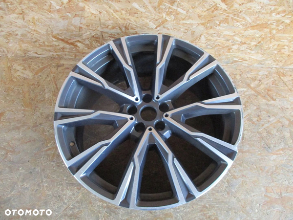 FELGA ALUMINIOWA BMW X7 INDIVIDUAL 9,5Jx22 ET32 5x112