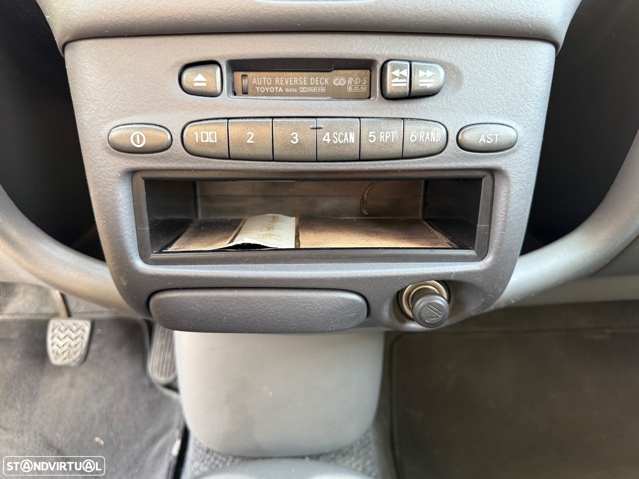 Toyota Yaris 1.0 Sol ABS+CD+AC - 24