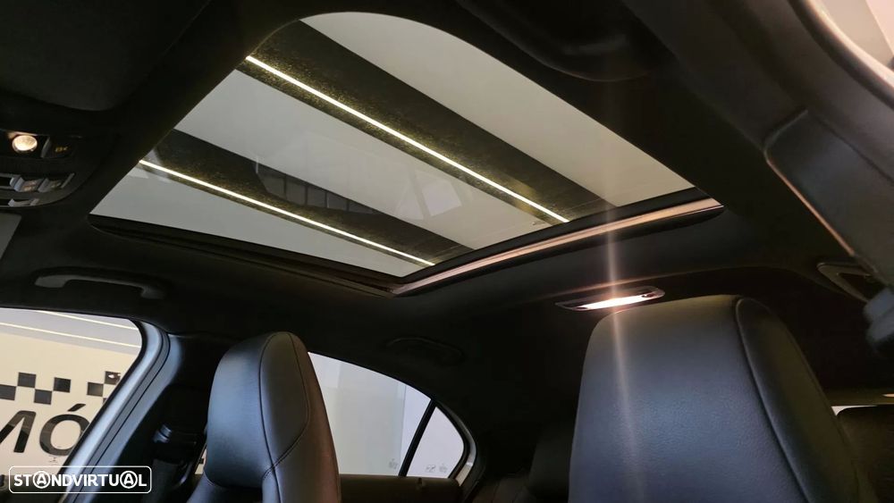 Mercedes-Benz A 200 d AMG Line - 35