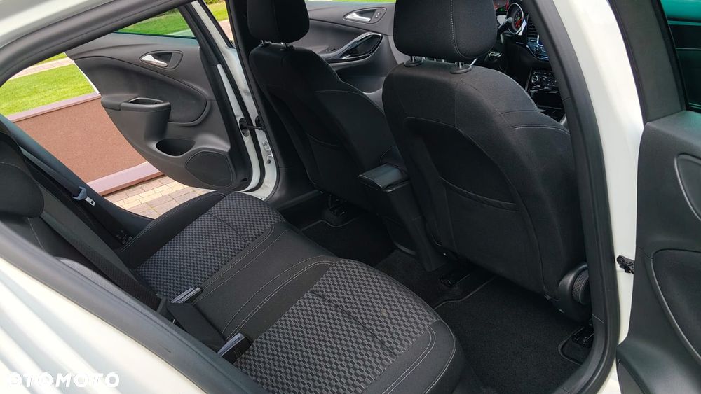 Opel Astra 1.4 Turbo Start/Stop Innovation - 27