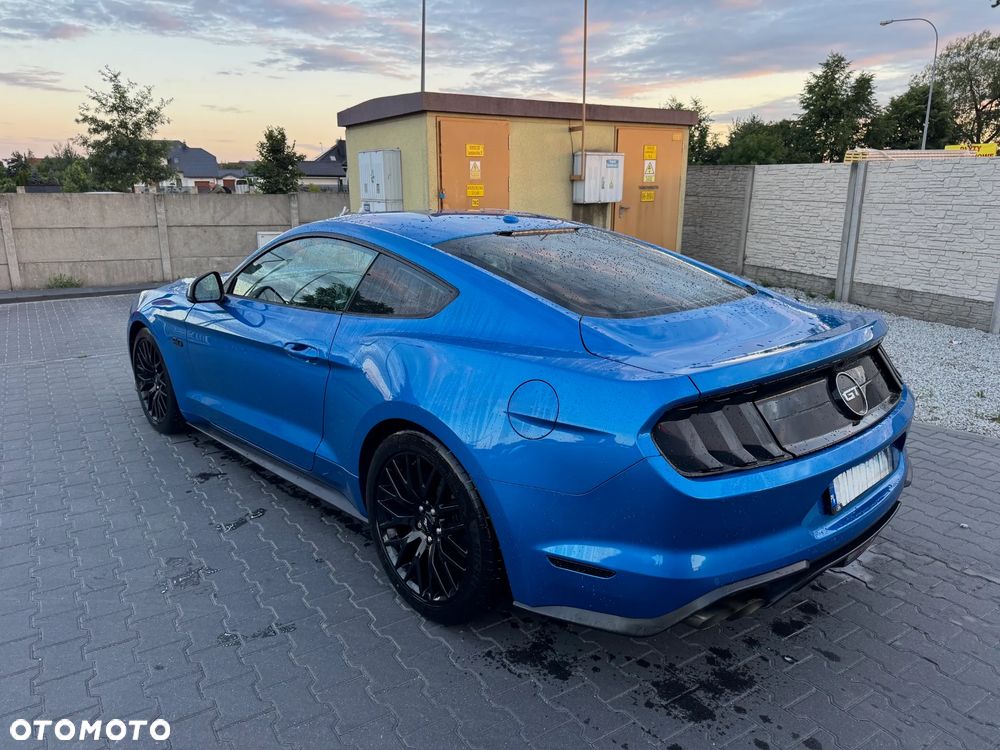 Ford Mustang - 6