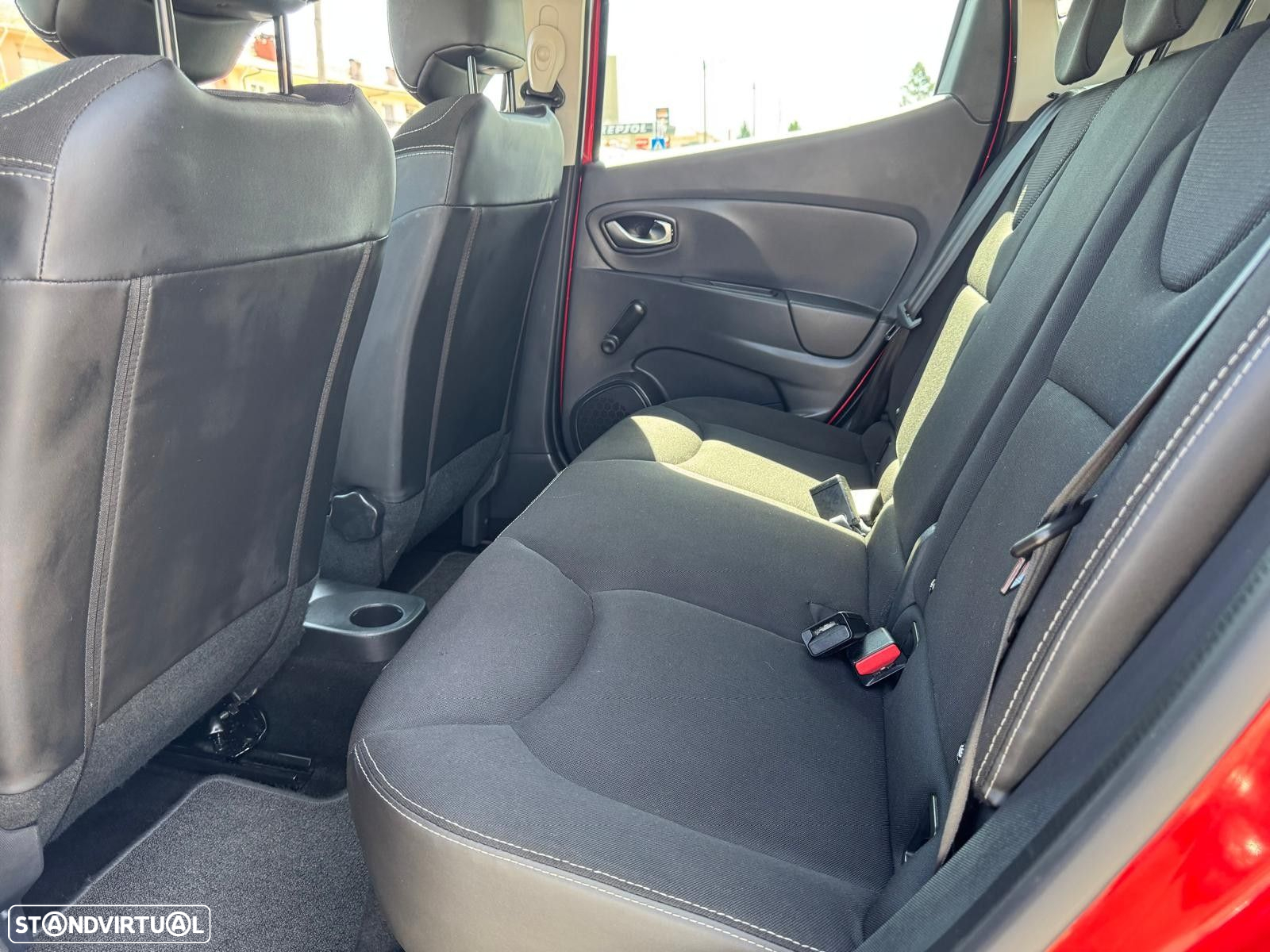 Renault Clio 1.5 dCi Limited - 10