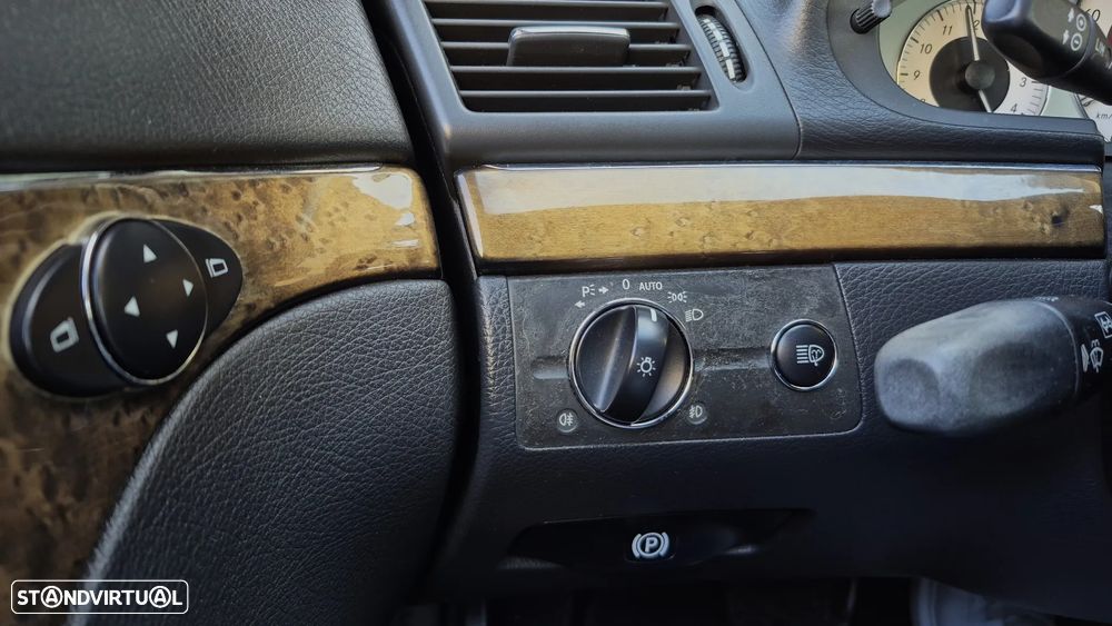 Mercedes-Benz E 220 CDI Auto Avantgarde - 22