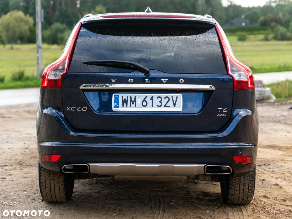 Volvo XC 60 T6 AWD Momentum - 6