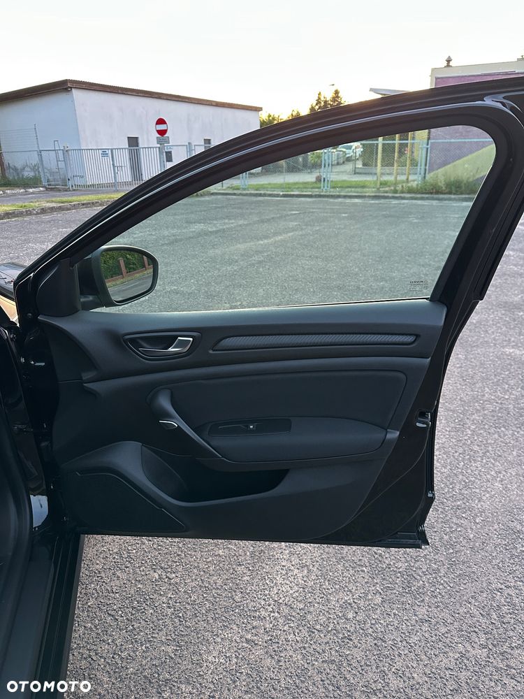 Renault Megane 1.5 Blue dCi Business - 23