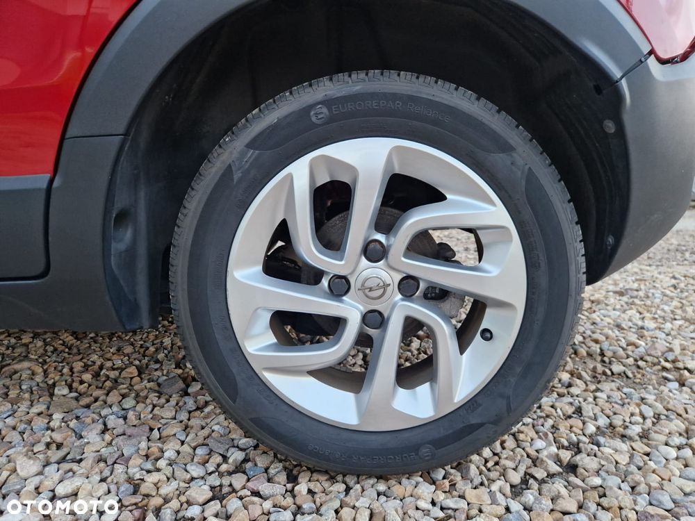 Opel Crossland X 1.2 T Design Line S&S - 25