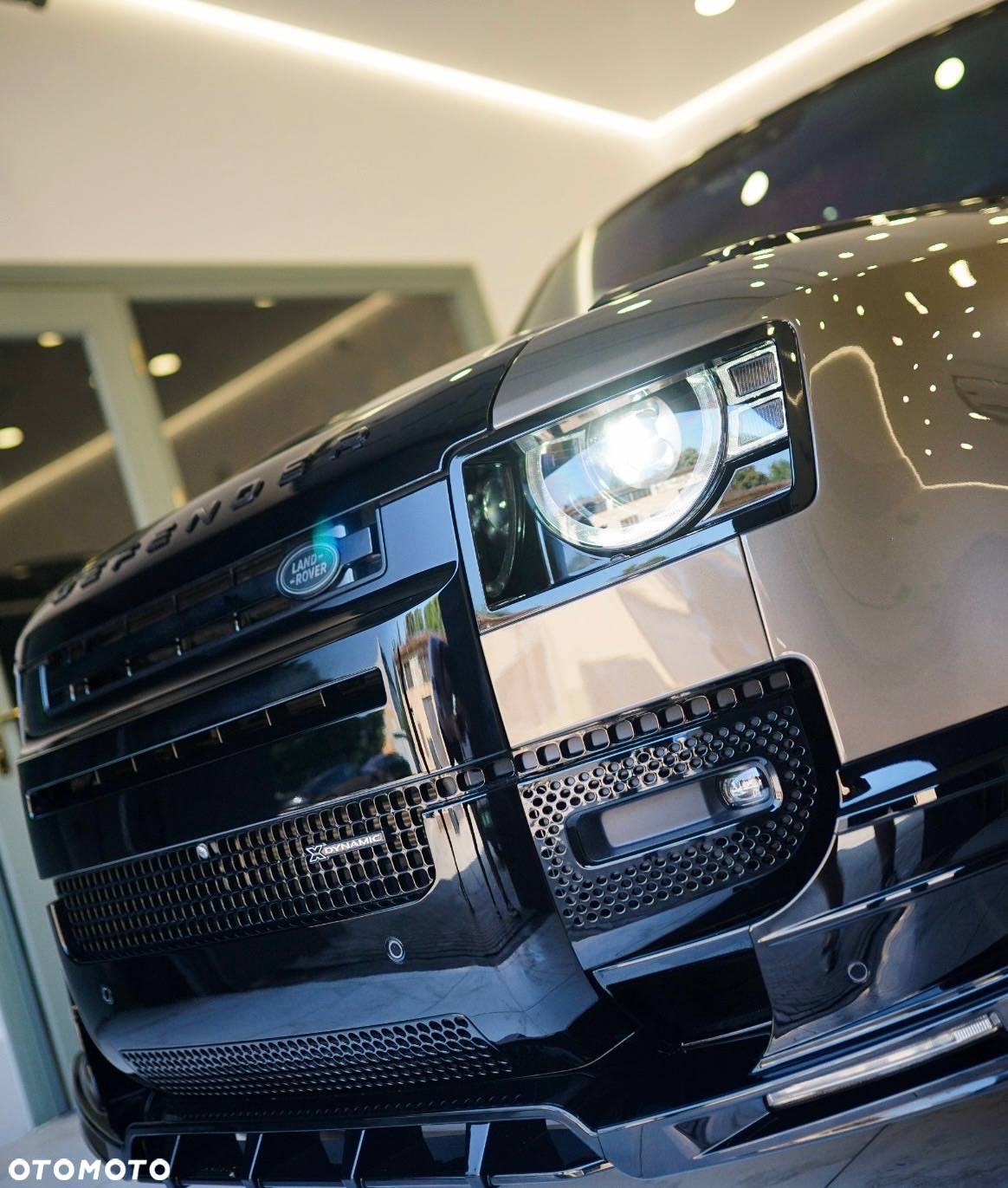 Land Rover Defender 110 3.0 D200 mHEV - 16