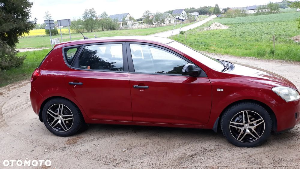 Kia Ceed 1.4 Comfort - 8