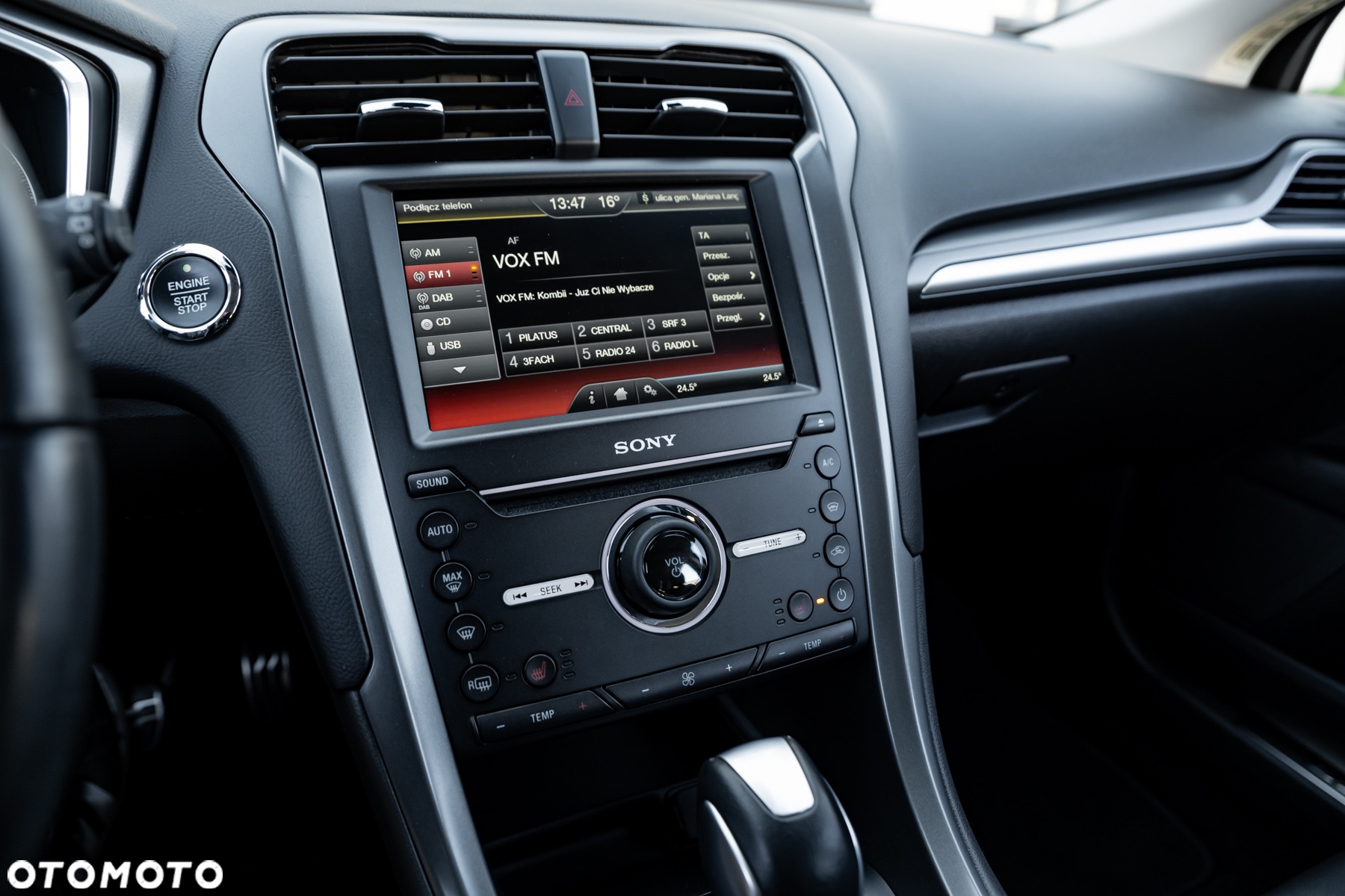 Ford Mondeo - 32