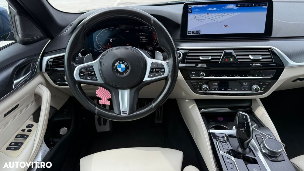 BMW Seria 5 540d xDrive AT MHEV - 9