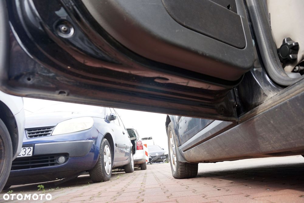 DRZWI TYLNE LEWE V50 LIFT KOMBI 452-46  CZARNY VOLVO 2007-2012 - 8