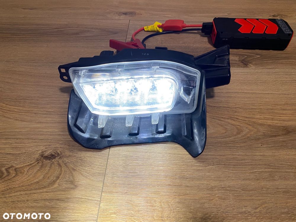 HALOGEN LED DRL LEWY TOYOTA PRIUS PLUS 15- 81430-47070 - 1