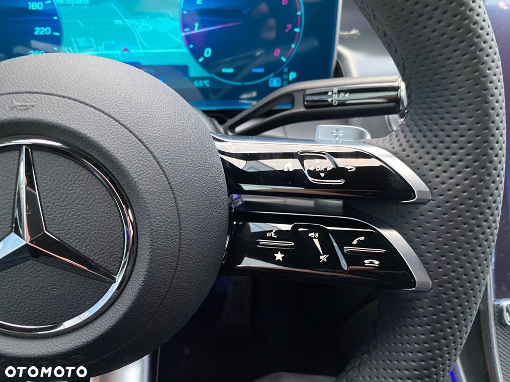 Mercedes-Benz GLC - 13