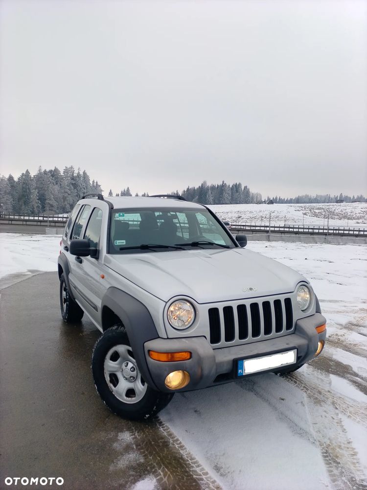Jeep Cherokee - 11