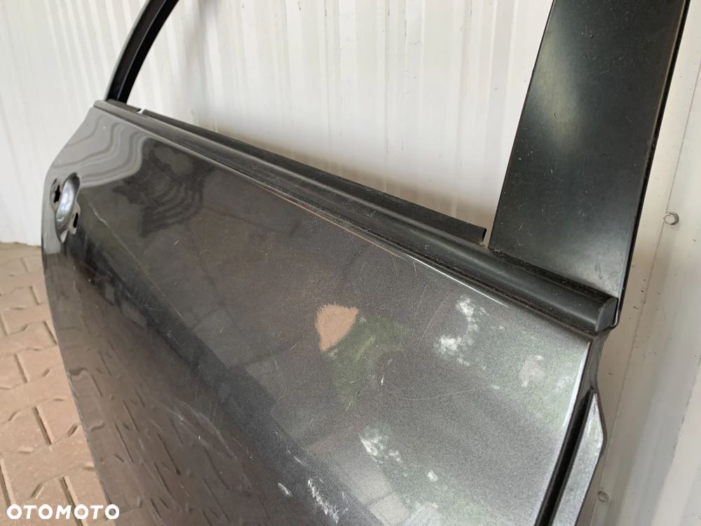 TOYOTA COROLLA E15 2007-2012 DRZWI PRAWE TYLNE TYŁ - 4