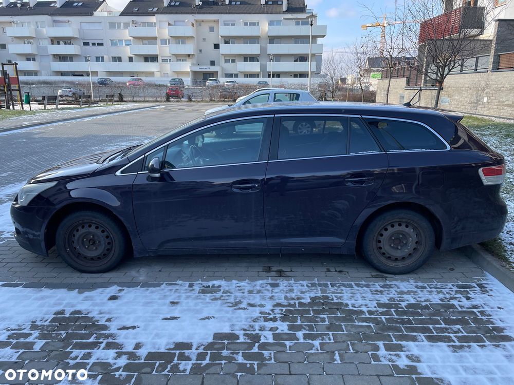 Toyota Avensis 2.0 D-4D Sol plus+NAVI - 1