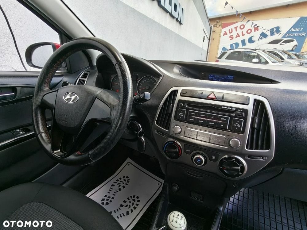 Hyundai i20 - 11