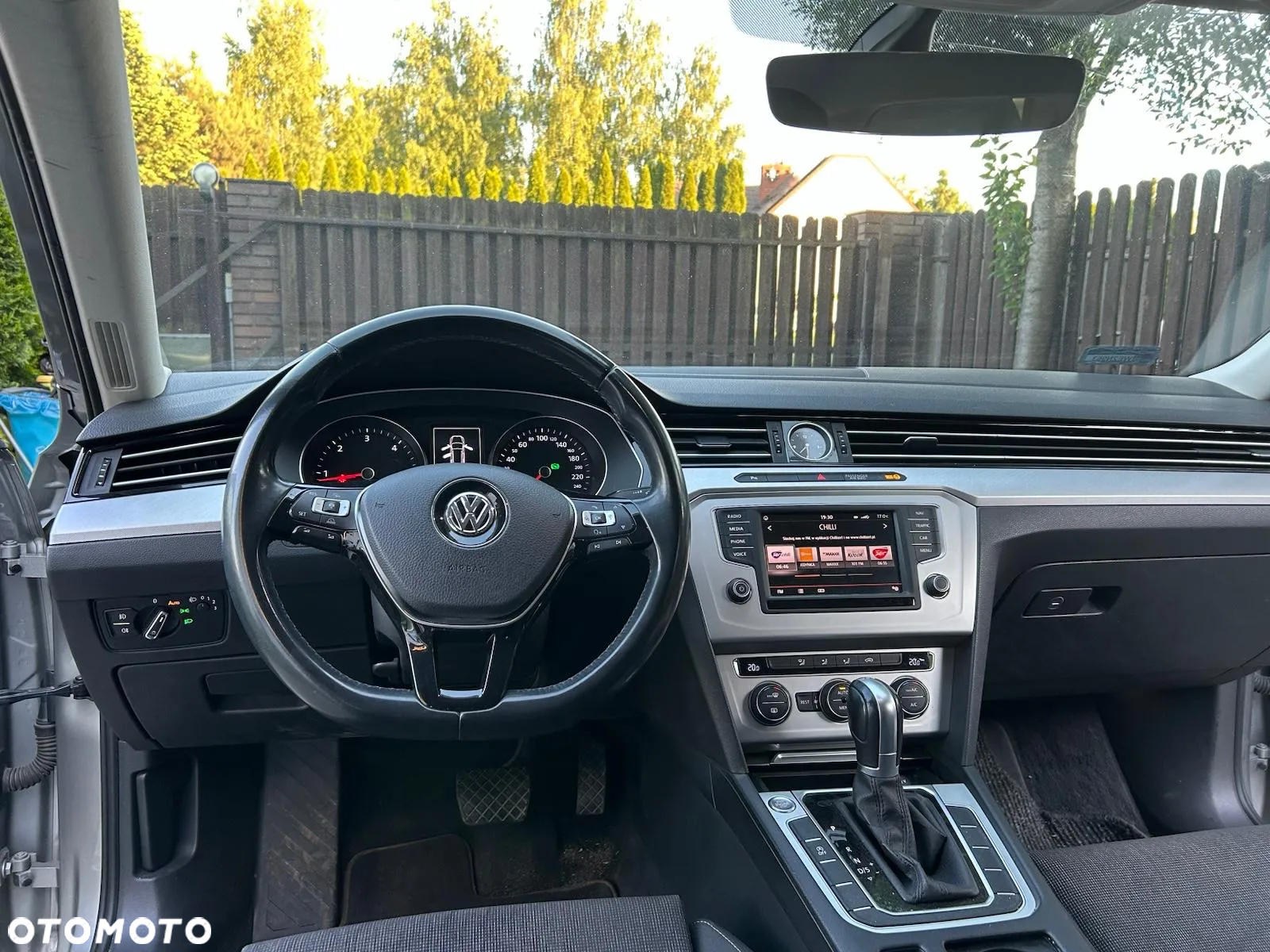 Volkswagen Passat Variant 1.6 TDI (BlueMotion Technology) DSG Comfortline - 39