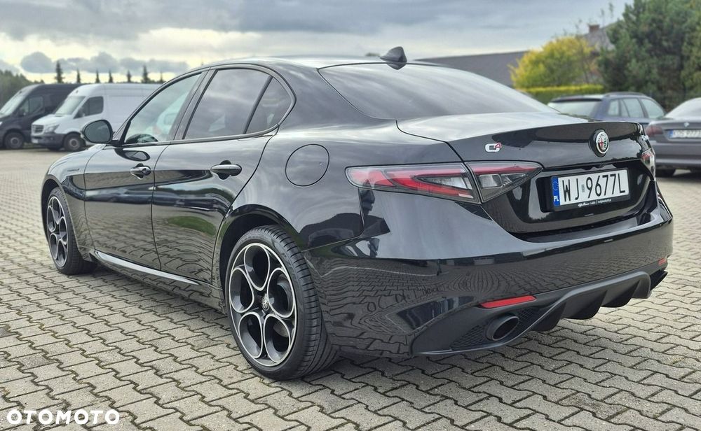 Alfa Romeo Giulia 2.0 Turbo 16V AT8-Q4 Competizione - 8