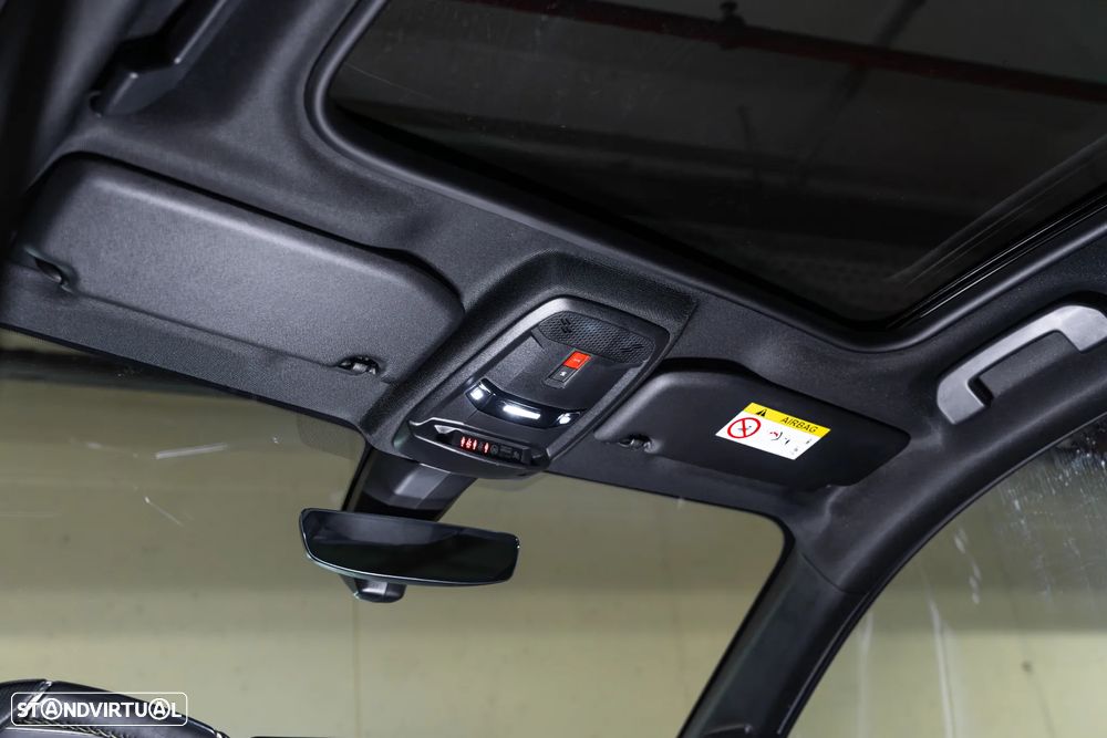 Peugeot e-208 GT Pack - 29