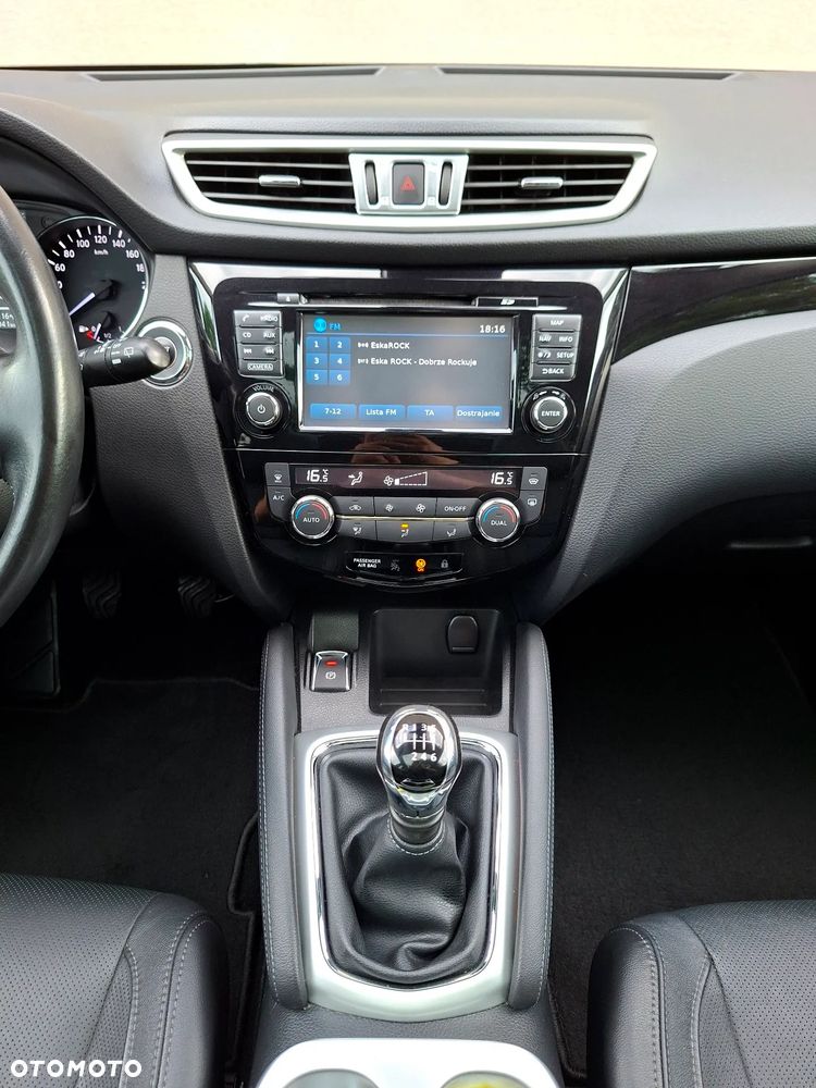 Nissan Qashqai 1.6 DIG-T Tekna+ - 28